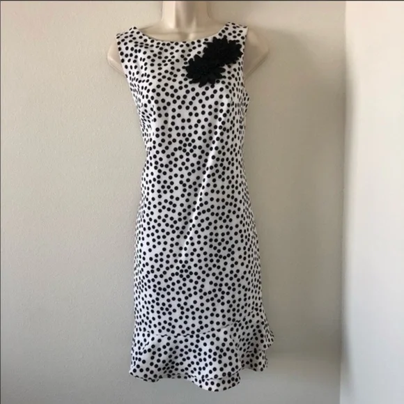 Taylor Polka Dot Dress - Picture 9 of 10